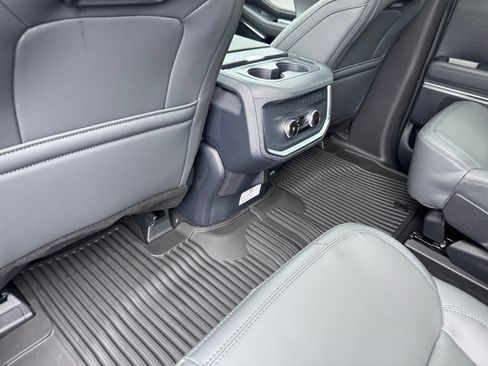 New 2026 Ford Expedition Active AWD/4WD image 23