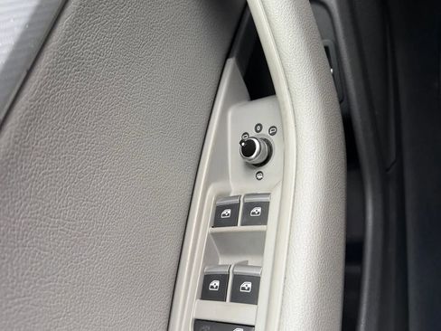 Used 2018 Audi A4 2.0T Premium image 14