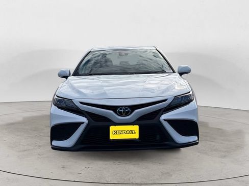 Used 2024 Toyota Camry SE FWD image 2