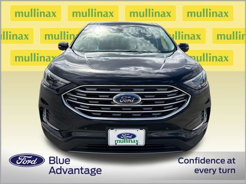 Used 2024 Ford Edge Titanium image 11