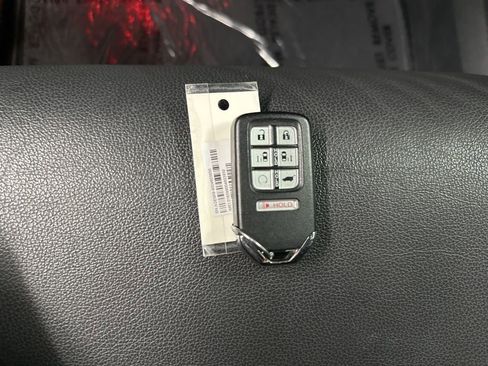 Used 2023 Honda Odyssey Sport image 42