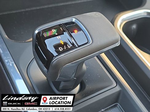 New 2025 GMC Sierra 1500 SLT w/ SLT Premium Plus Package image 17