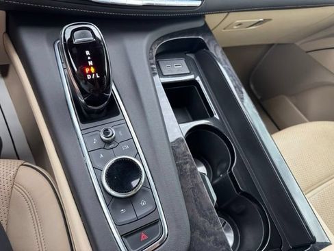 Certified 2021 Cadillac Escalade Premium Luxury w/ Driver Assist Tech Package AWD/4WD image 37