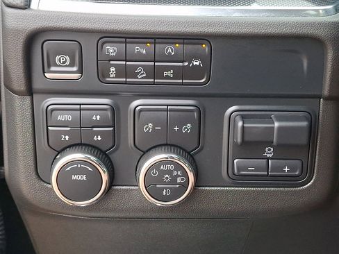 Used 2025 Chevrolet Tahoe RST w/ Sun And Tow Package image 28