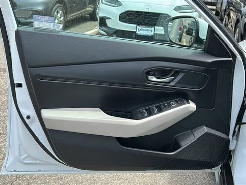 Used 2024 Honda Accord EX image 9