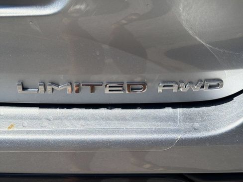 Used 2021 Toyota Highlander Limited AWD/4WD image 33