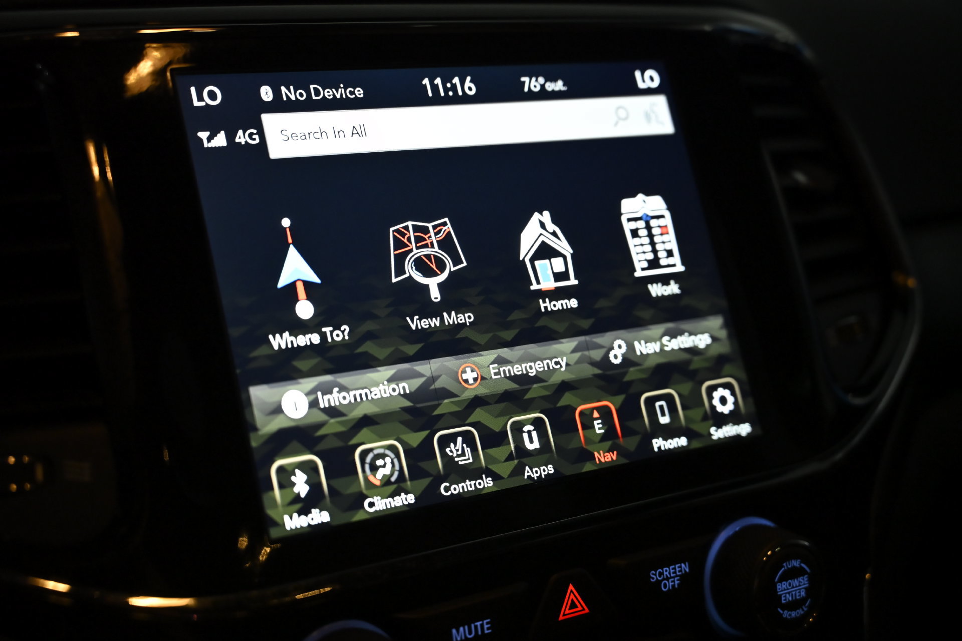 Used 2022 Jeep Grand Cherokee Laredo X AWD/4WD image 29