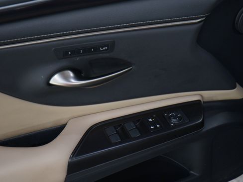 Used 2019 Lexus ES 350 FWD image 20