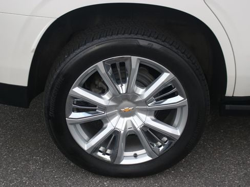 Used 2024 Chevrolet Tahoe High Country AWD/4WD image 44