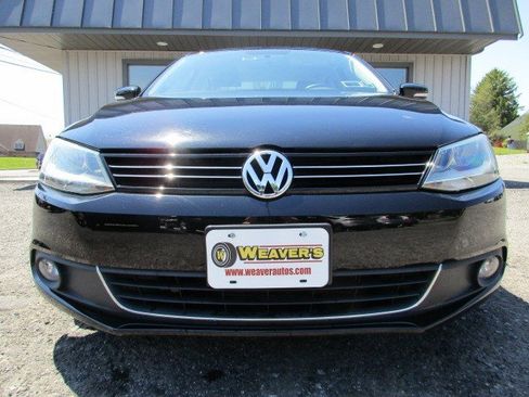 Used 2014 Volkswagen Jetta SEL FWD image 3