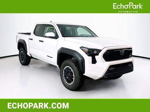 Used 2024 Toyota Tacoma TRD Off-Road image 1