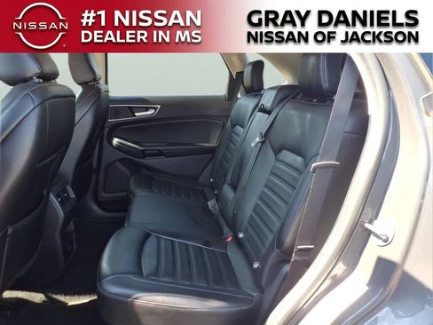 Used 2021 Ford Edge SEL FWD image 26