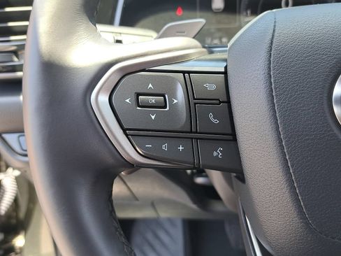 Used 2025 Lexus NX 250 FWD image 18