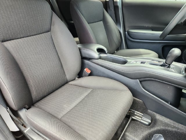 Used 2017 Honda HR-V EX image 14