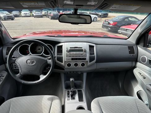 Used 2009 Toyota Tacoma PreRunner image 24