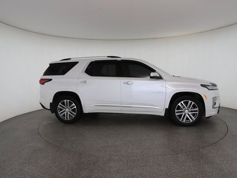 Used 2024 Chevrolet Traverse High Country image 23