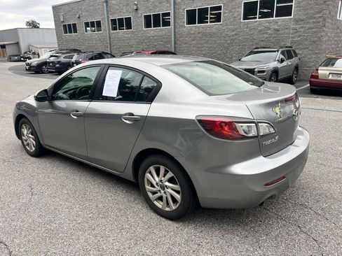 Used 2013 MAZDA MAZDA3 i Touring FWD image 5