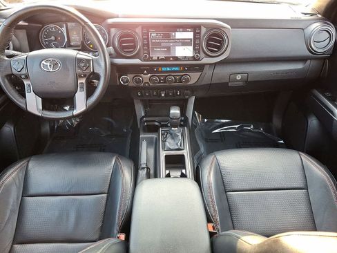Used 2020 Toyota Tacoma 4x4 Double Cab image 11