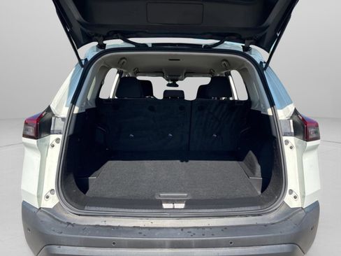 Used 2021 Nissan Rogue S AWD/4WD image 11