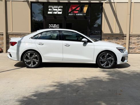 Used 2023 Audi A3 2.0T Premium Plus w/ Premium Plus Package FWD image 2