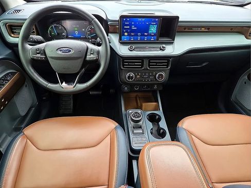 Used 2023 Ford Maverick Lariat w/ Lariat Luxury Package FWD image 13