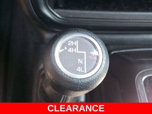 Used 2024 Jeep Wrangler Unlimited Sahara w/ Safety Group AWD/4WD image 24