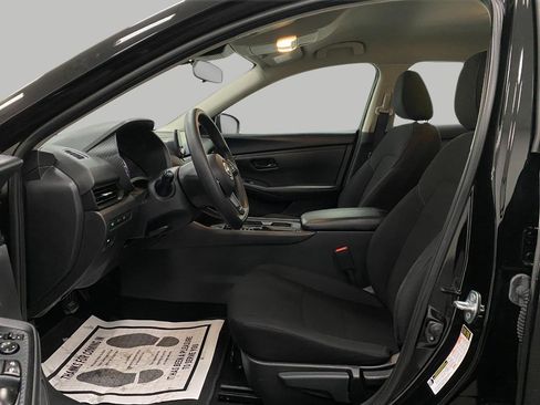 Used 2024 Nissan Sentra S image 27