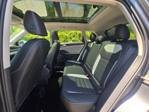 New 2026 Volkswagen Taos SEL AWD/4WD image 15