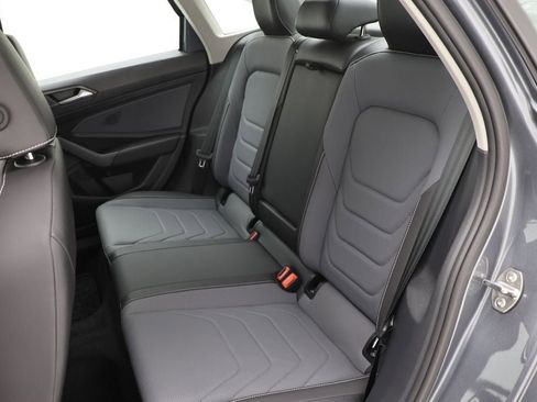 Used 2025 Volkswagen Jetta SEL image 12