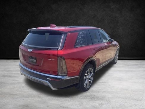 Used 2026 Cadillac Vistiq Sport AWD/4WD image 9