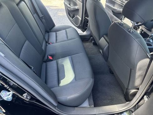 Used 2024 Nissan Altima 2.5 S FWD image 11