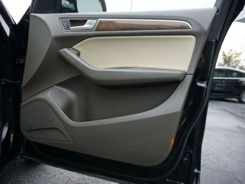 Used 2017 Audi Q5 2.0T Premium image 12