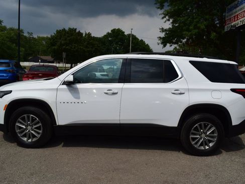 Used 2023 Chevrolet Traverse LT FWD image 10