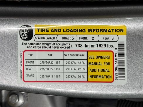 Used 2023 Ford F150 Lightning Platinum image 32