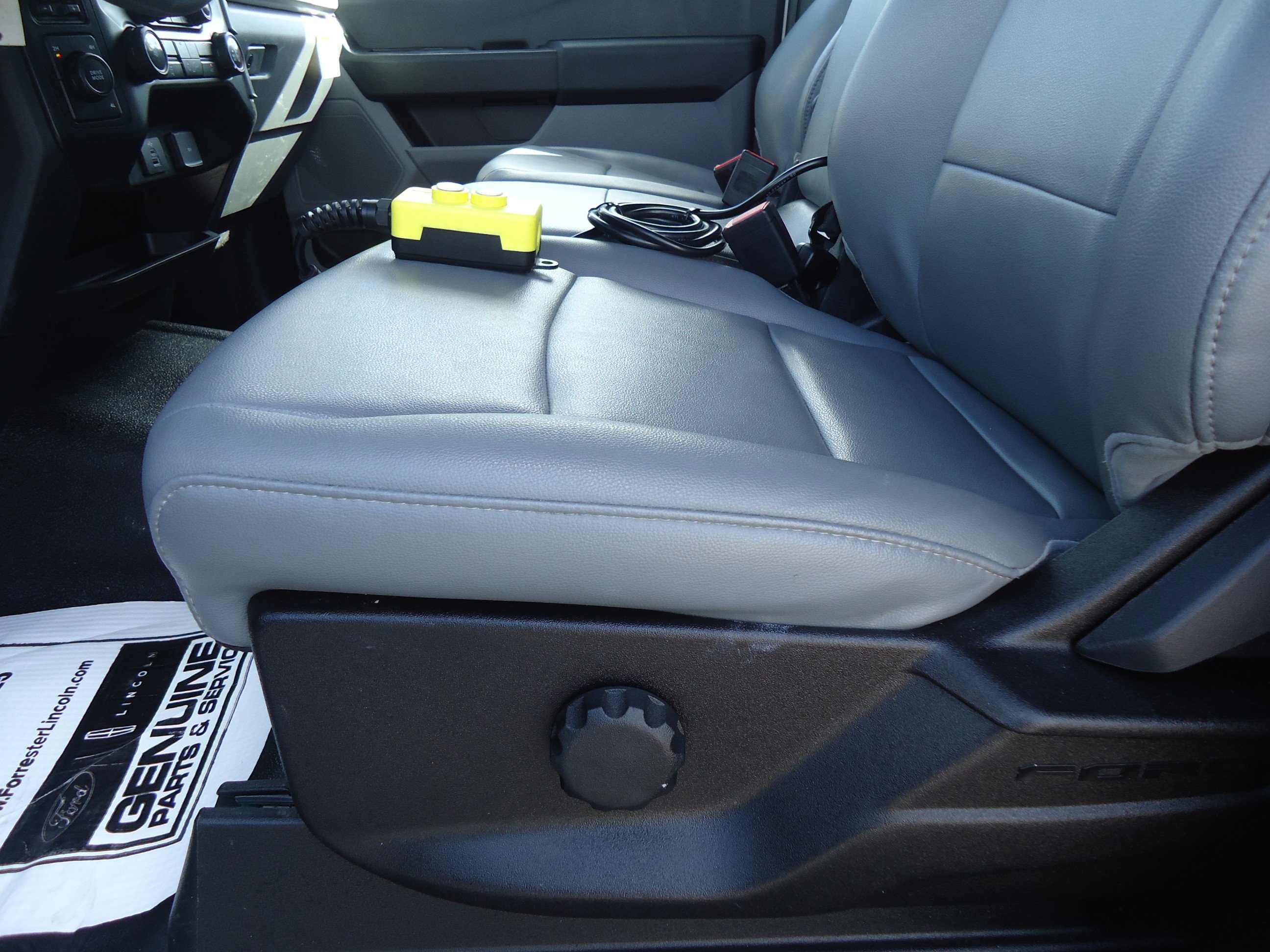 Used 2023 Ford F550 4x4 Regular Cab Super Duty image 25