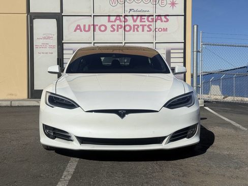 Used 2018 Tesla Model S 75D image 3