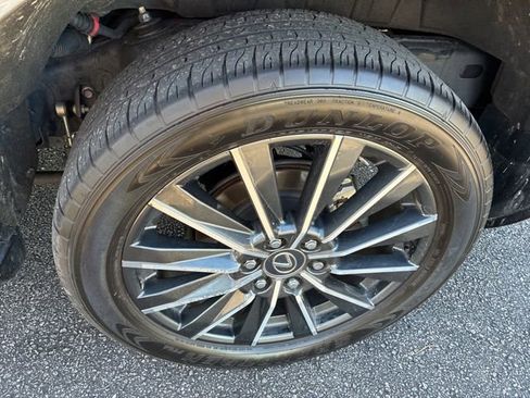 Used 2024 Lexus GX 550 image 12