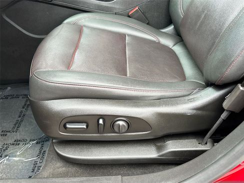 Used 2021 Chevrolet Blazer RS w/ Enhanced Convenience Package image 20