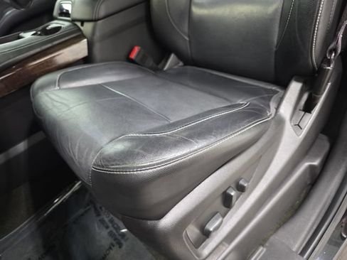 Used 2017 Chevrolet Tahoe LT w/ Luxury Package AWD/4WD image 27