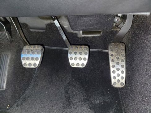 Used 2021 Dodge Challenger R/T Scat Pack w/ Dynamics Package image 32