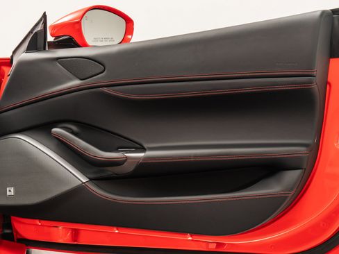 Used 2023 Ferrari Portofino M image 47