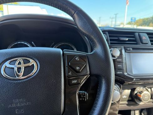 Used 2019 Toyota 4Runner TRD Off-Road Premium image 22