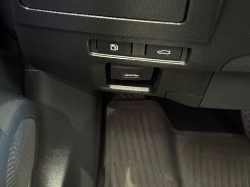 Certified 2025 Lexus ES 350 w/ Accessory Package (Z2) FWD image 35
