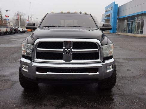 Used 2015 RAM 2500 SLT image 34