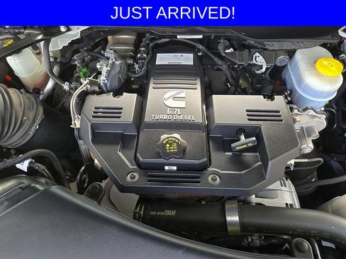 Used 2022 RAM 2500 Limited AWD/4WD image 35