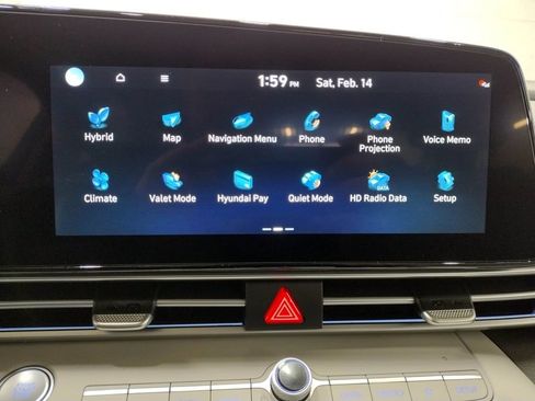 New 2026 Hyundai Elantra Limited FWD image 27