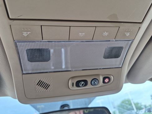 Used 2008 Saturn Vue XE FWD image 25