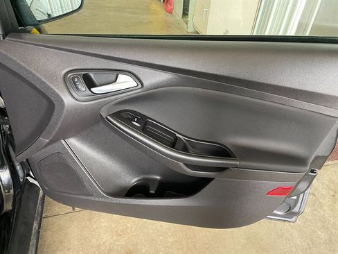 Used 2015 Ford Focus SE image 20