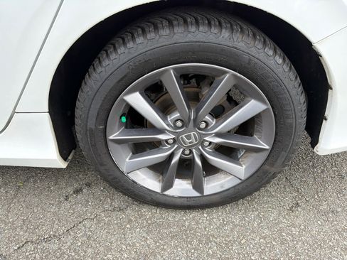 Used 2020 Honda Civic EX image 5