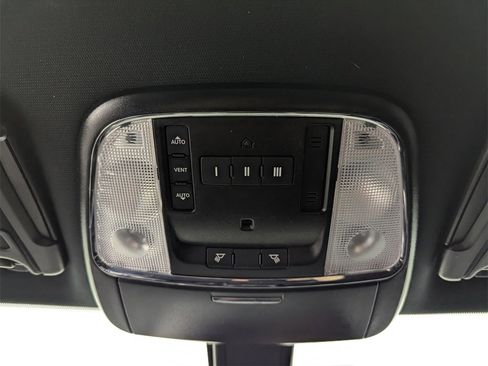 Used 2021 Dodge Charger R/T w/ Plus Group image 26